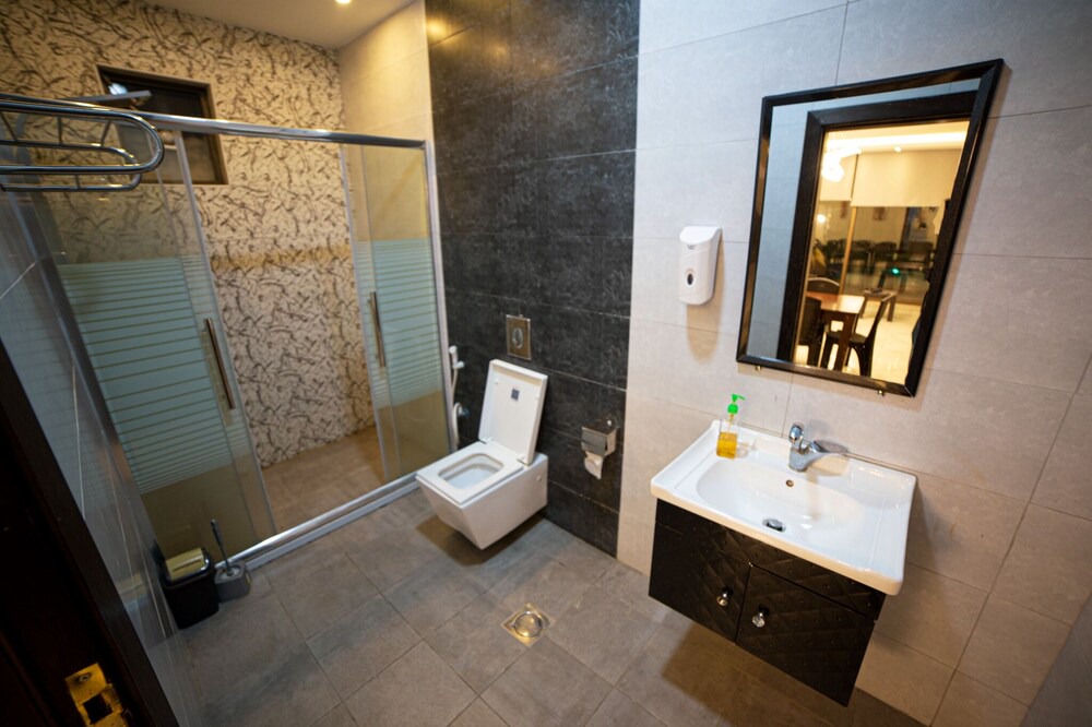 Photo of Bathroom in Ma'In