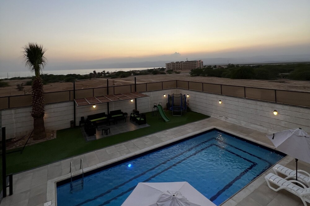 Photo of Outdoor in Ma'In