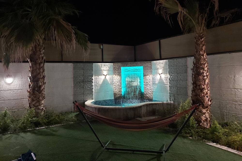 Photo of Outdoor in Ma'In