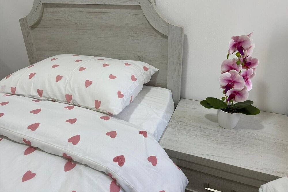 Photo of Bedroom in Al Jubeiha