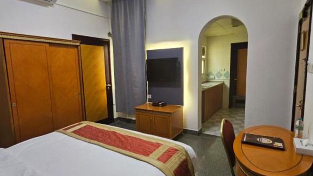 Photo of Bedroom in Al Khuwair