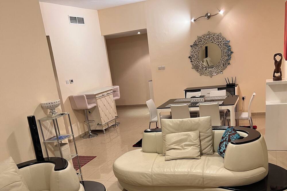 Photo of Livingroom in Al Hamra Village