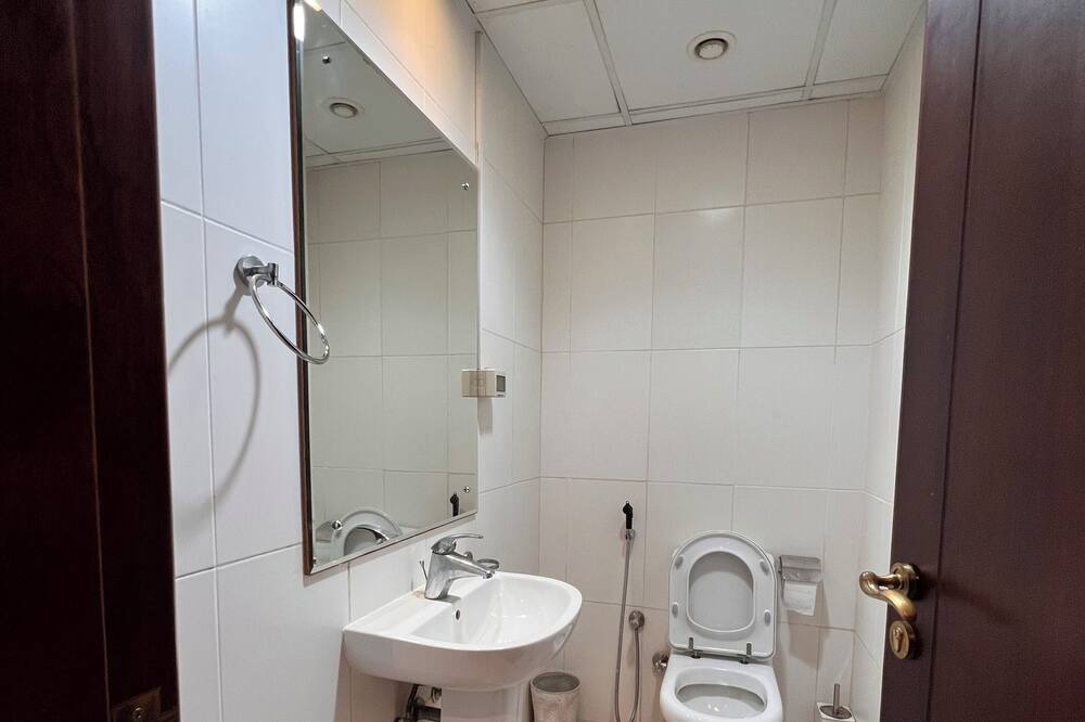 Photo of Bathroom in Al Hamra Village