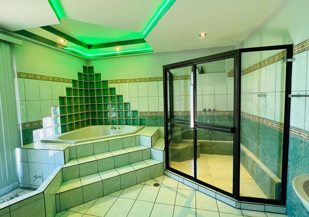 Photo of Bathroom in Escazu