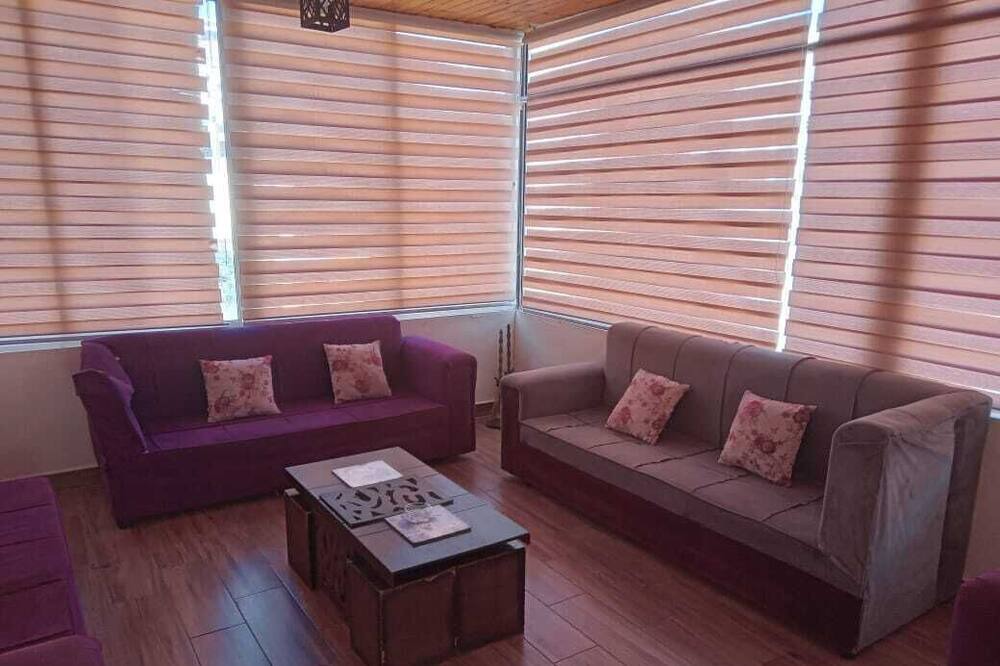 Photo of Livingroom in Wadi Musa