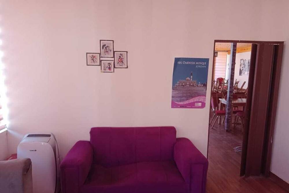 Photo of Livingroom in Wadi Musa