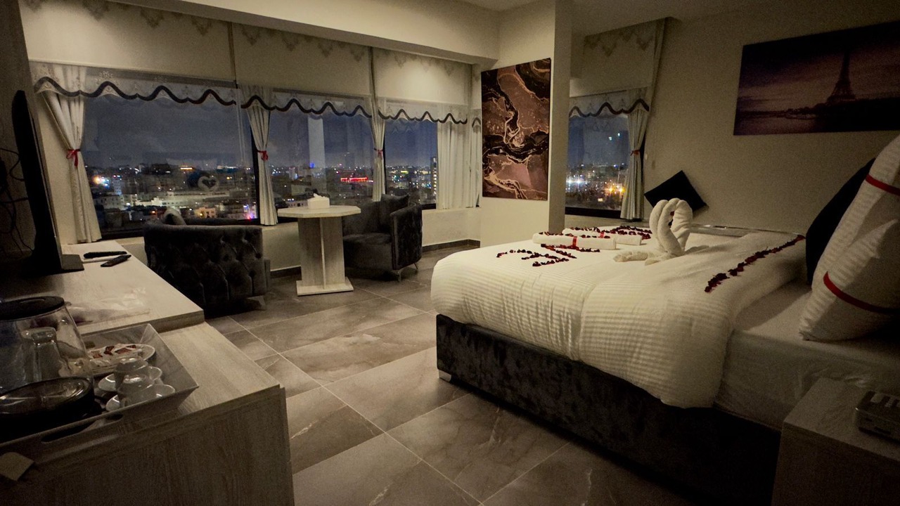 Photo of Bedroom in Al Jubeiha