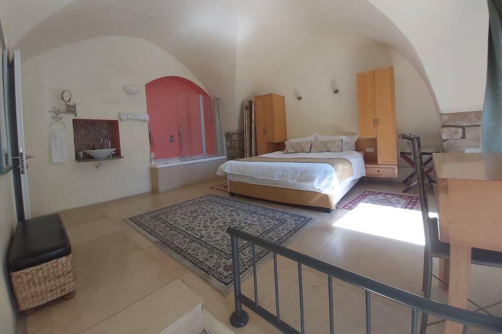 Photo of Bedroom in Artists Colony