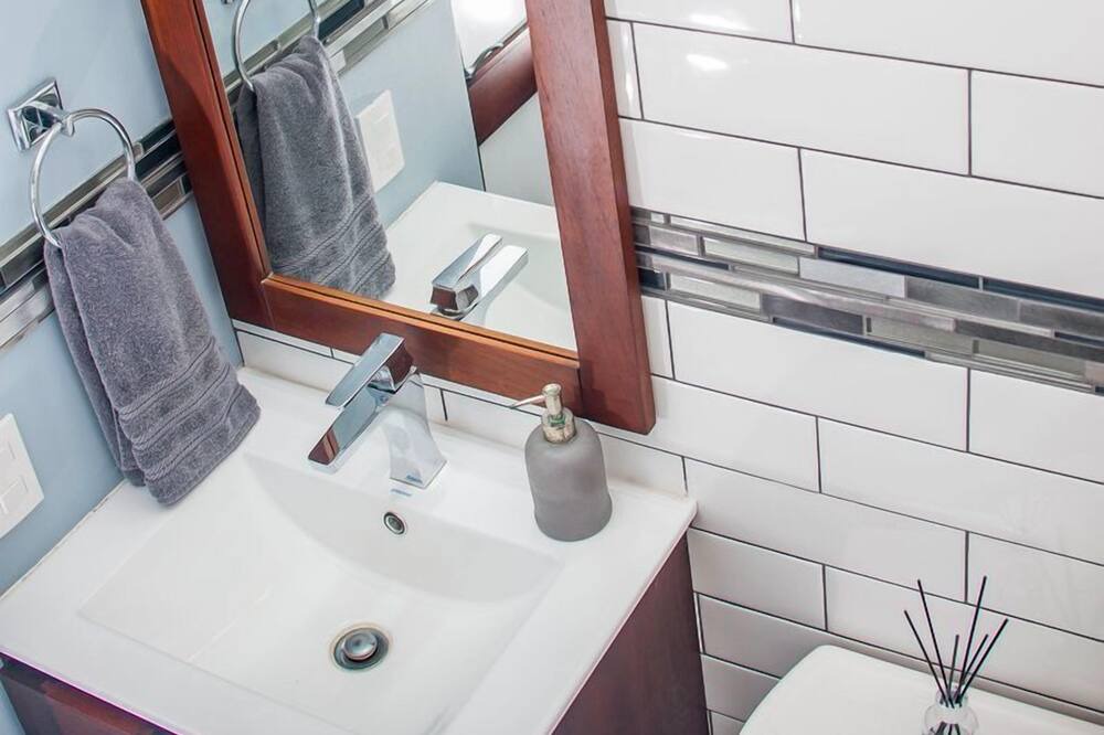 Photo of Bathroom in Coco Sunset Hills