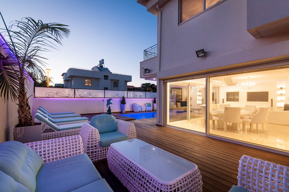 Photo of Outdoor in Herzliya Pituach