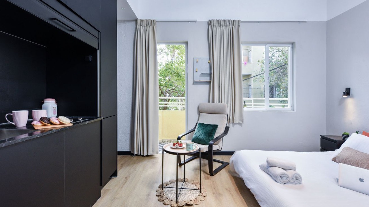 Photo of Others in Florentin