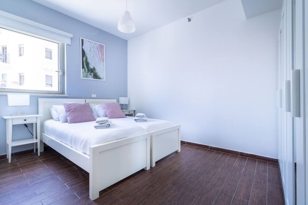 Photo of Bedroom in Nachlaot