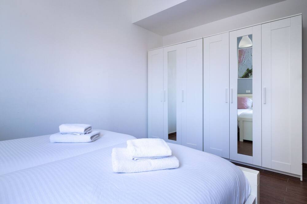 Photo of Bedroom in Nachlaot