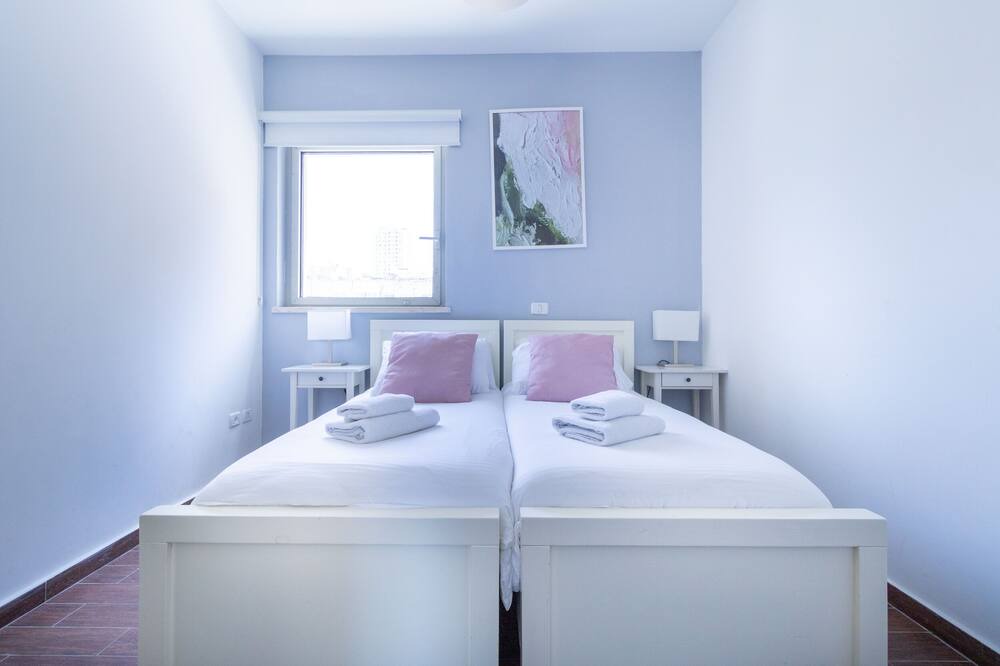 Photo of Bedroom in Nachlaot