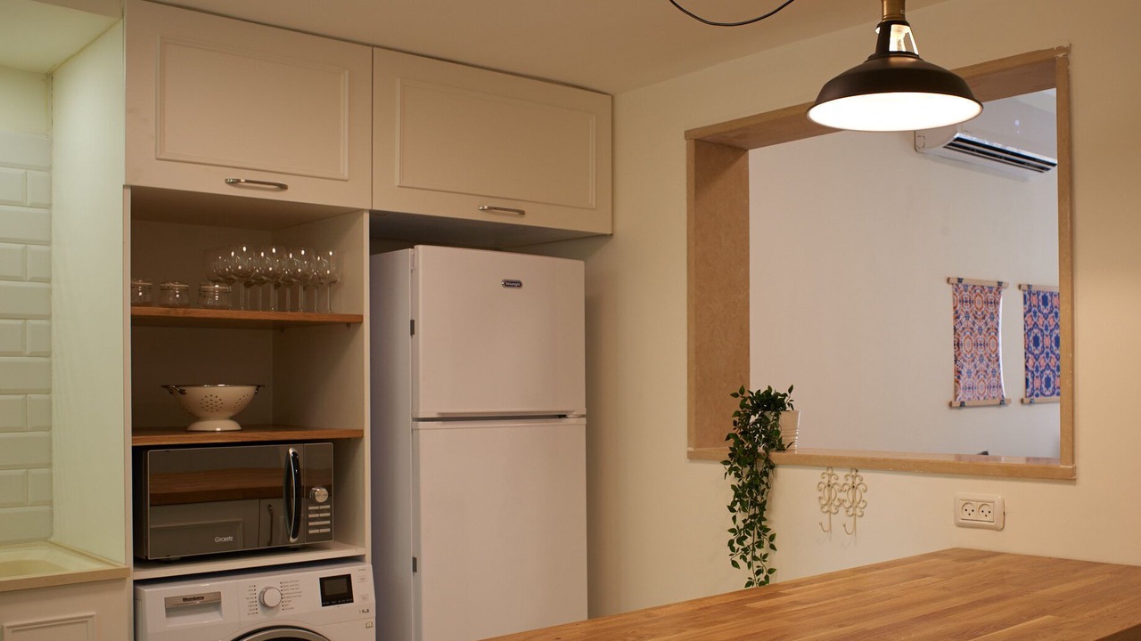 Photo of Kitchen in Emek Refaim