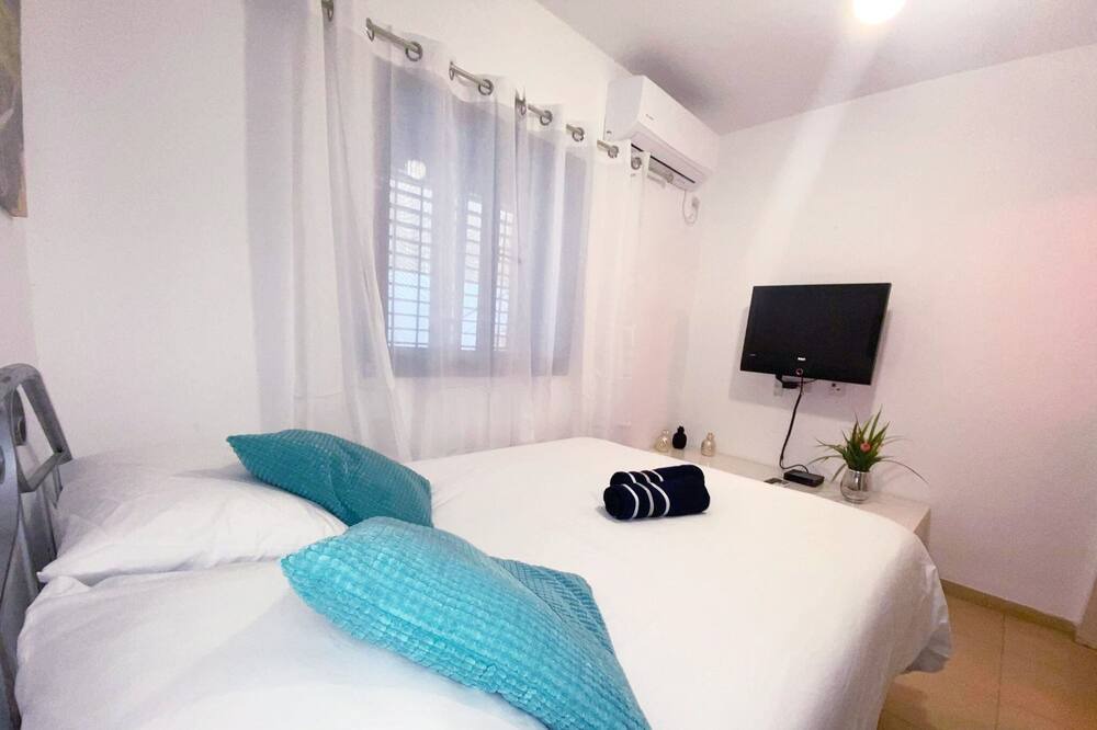 Photo of Bedroom in Poriya Illit