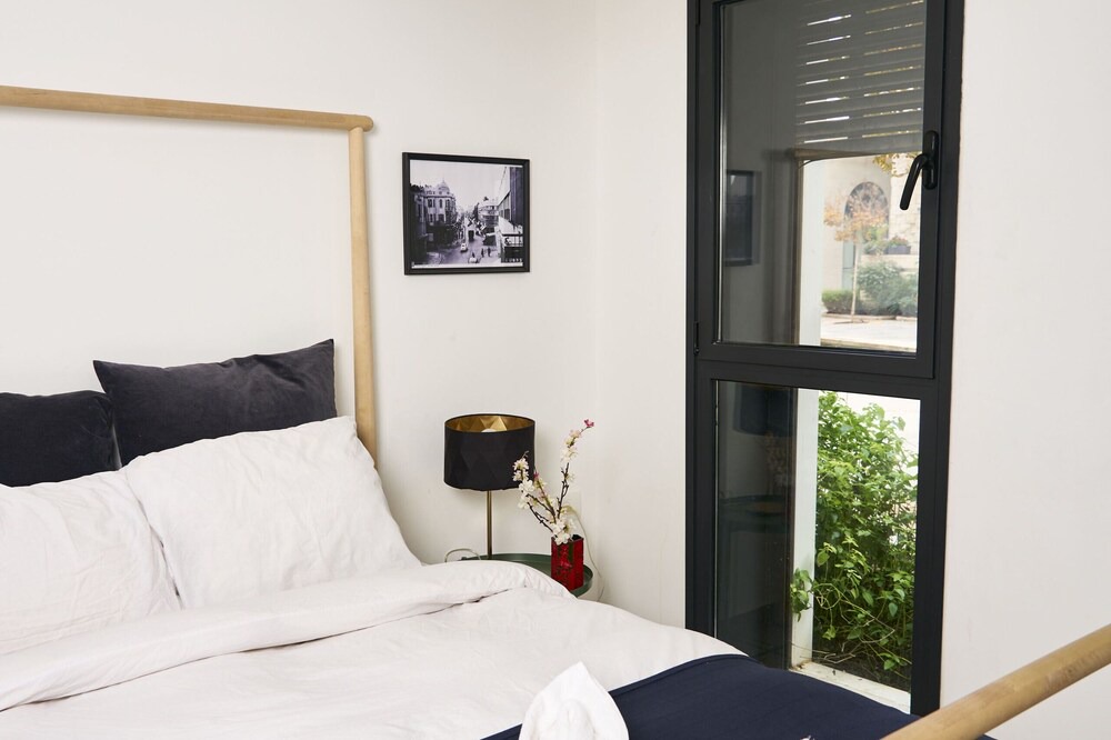 Photo of Bedroom in Jaffa