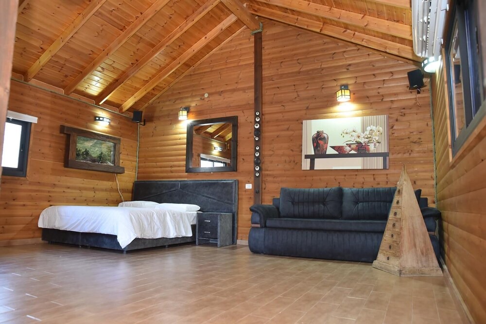 Photo of Bedroom in Safed