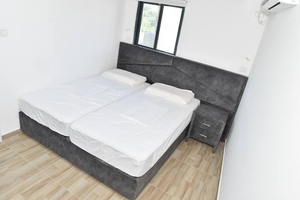 Photo of Bedroom in Safed