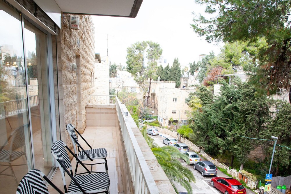 Photo of Patio Balcony in Talbieh