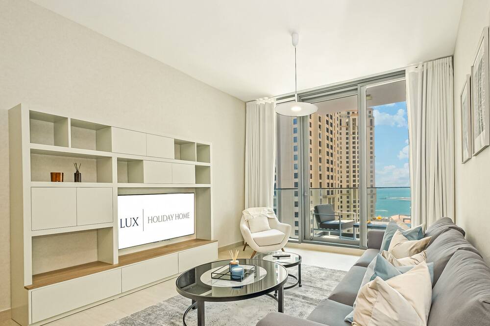 Photo of Livingroom in Al Sufouh 2