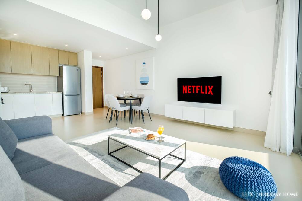 Photo of Livingroom in Al Sufouh 2