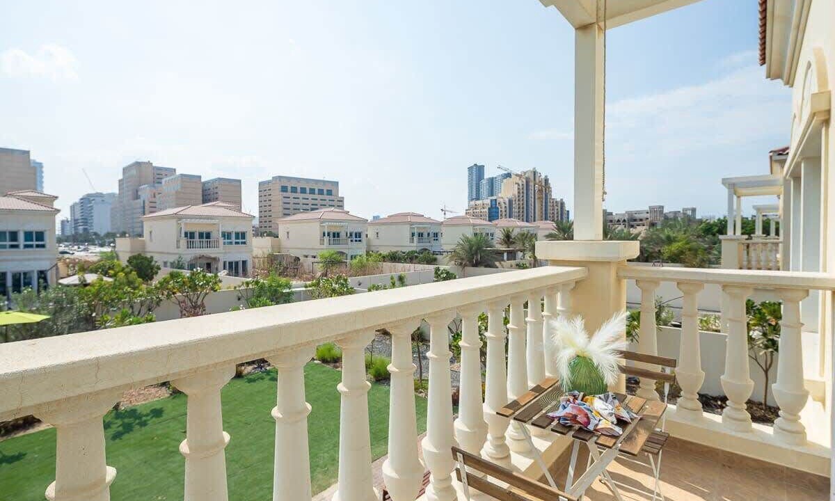 Photo of Outdoor in Jumeirah Village Circle