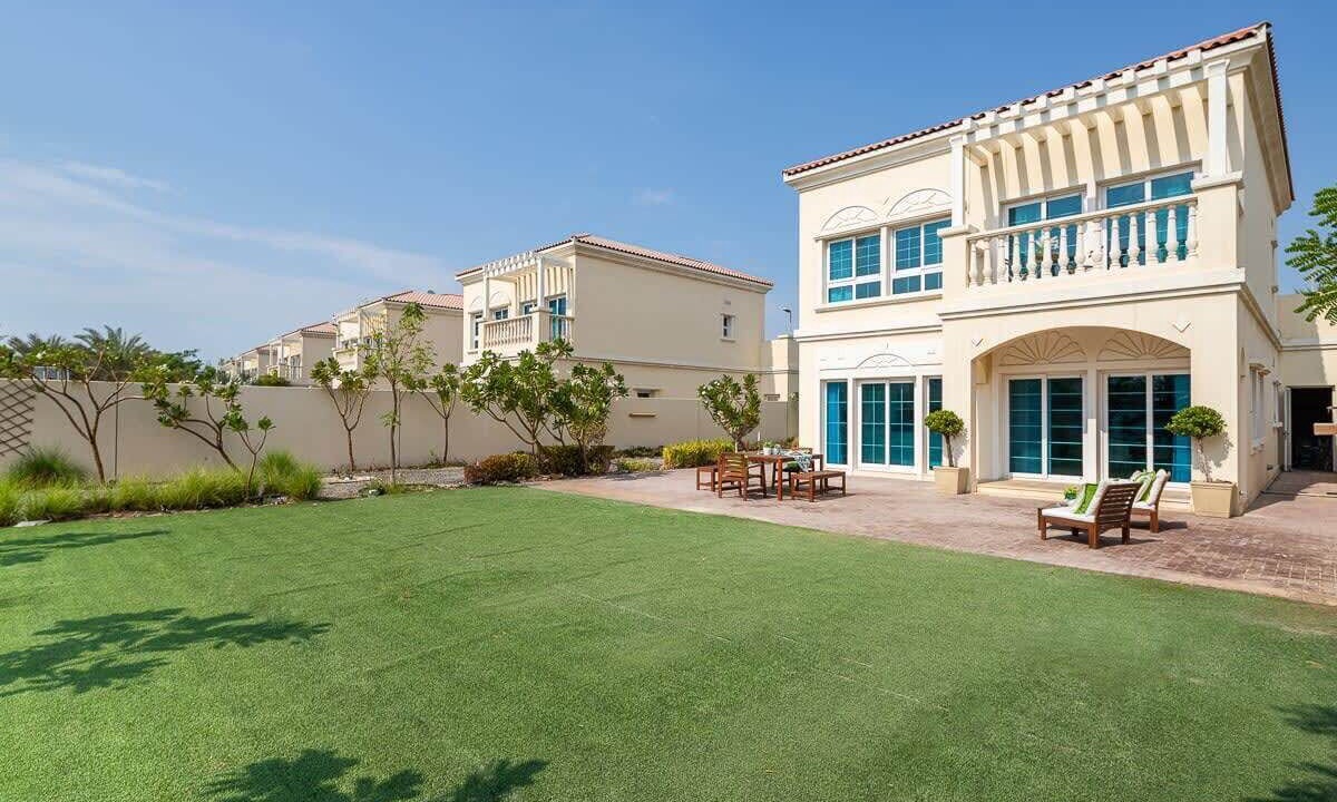 Photo of Outdoor in Jumeirah Village Circle