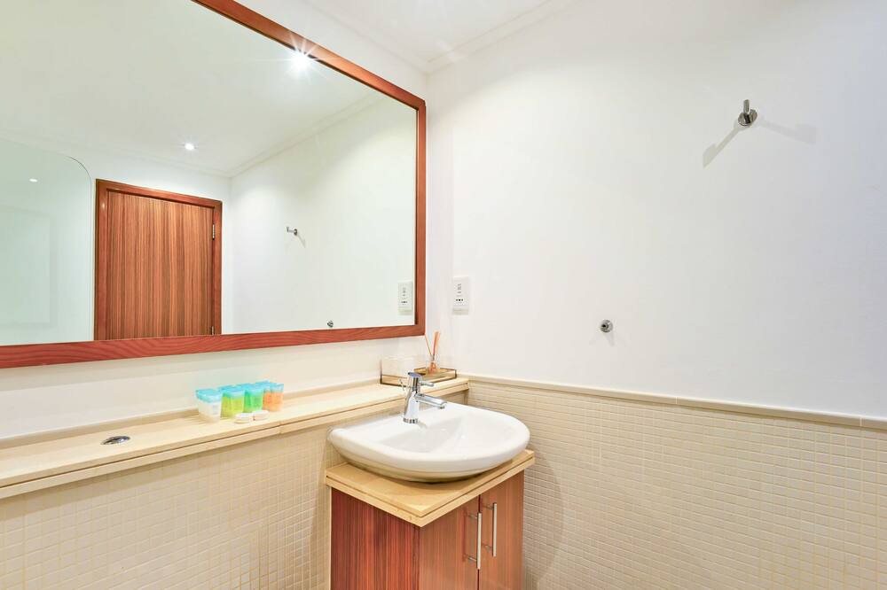 Photo of Bathroom in Al Sufouh 2