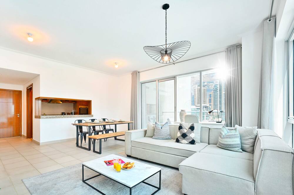 Photo of Livingroom in Al Sufouh 2
