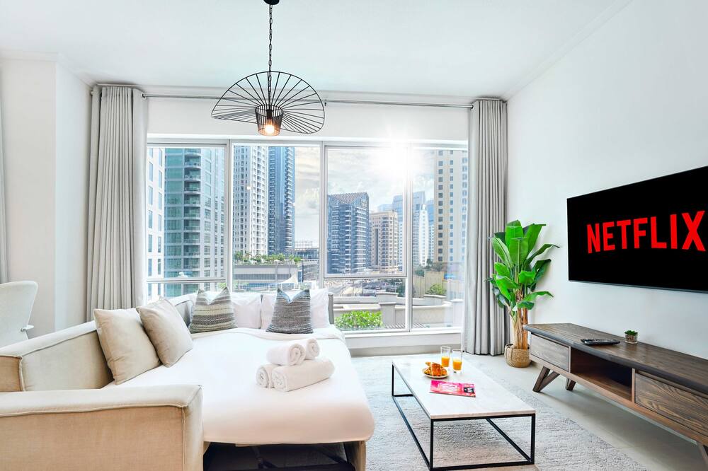 Photo of Livingroom in Al Sufouh 2