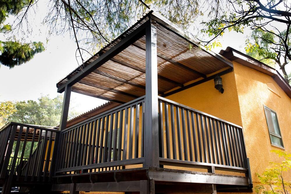 Photo of Patio Balcony in Parod