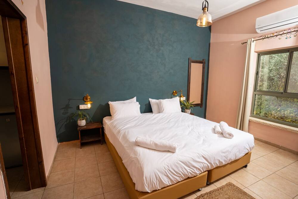 Photo of Bedroom in Parod