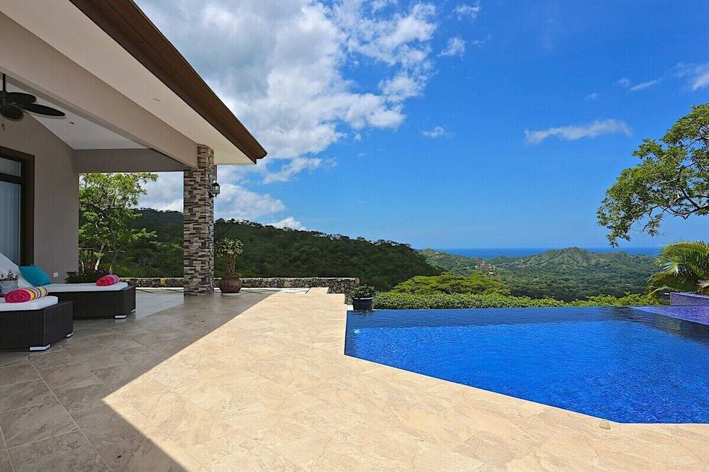 Photo of Outdoor in Coco