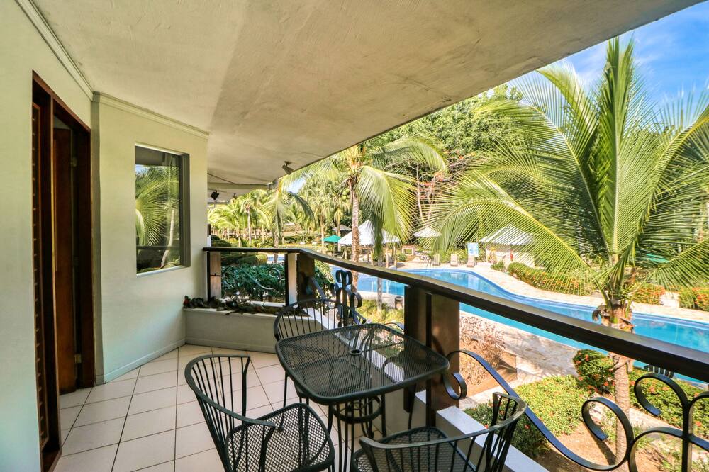 Photo of Others in Damas