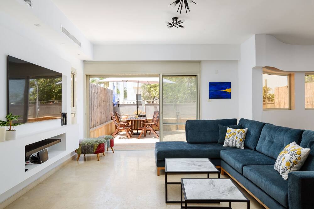 Photo of Livingroom in Netanya