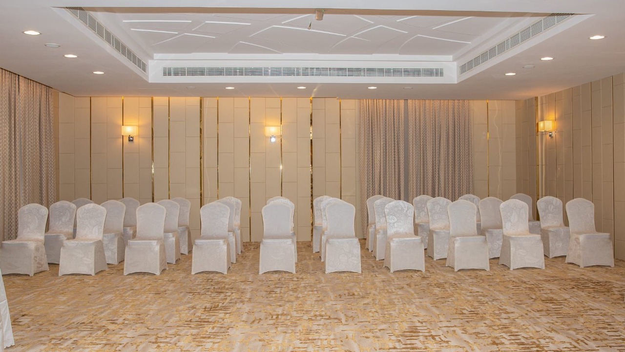 Photo of Others in Seeb