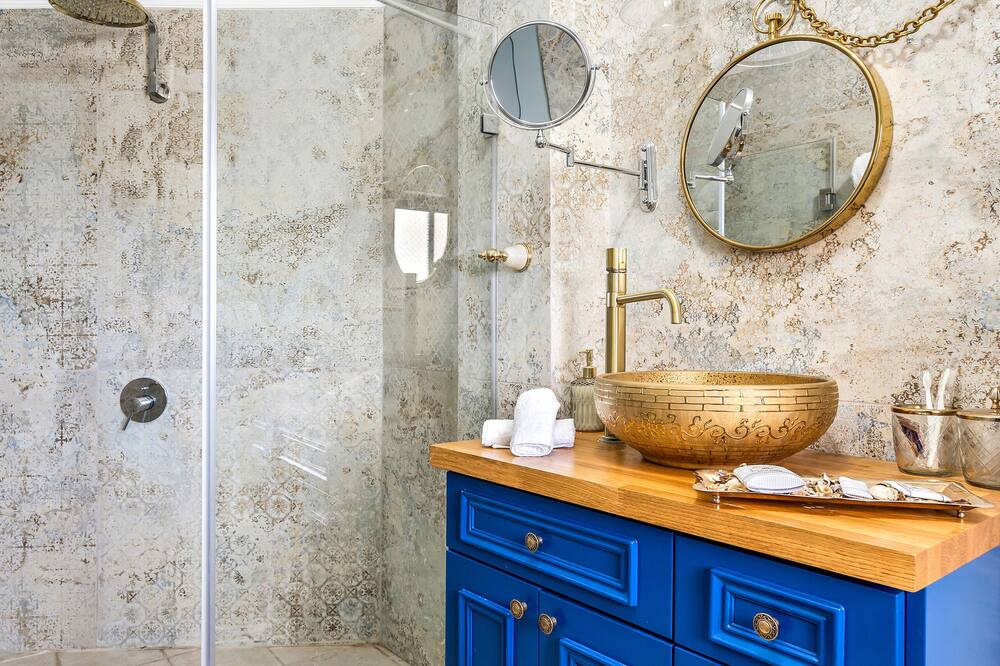 Photo of Bathroom in Omer