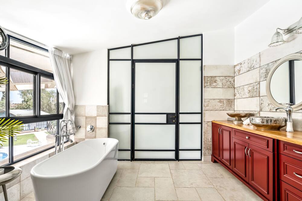 Photo of Bathroom in Omer