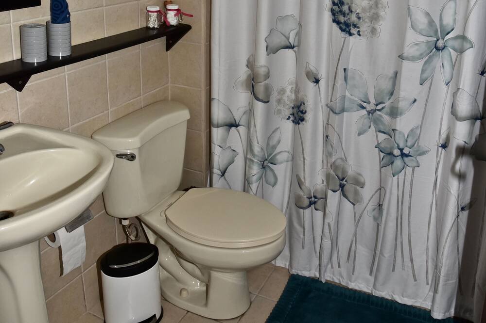 Photo of Bathroom in Barrio Santa Lucia