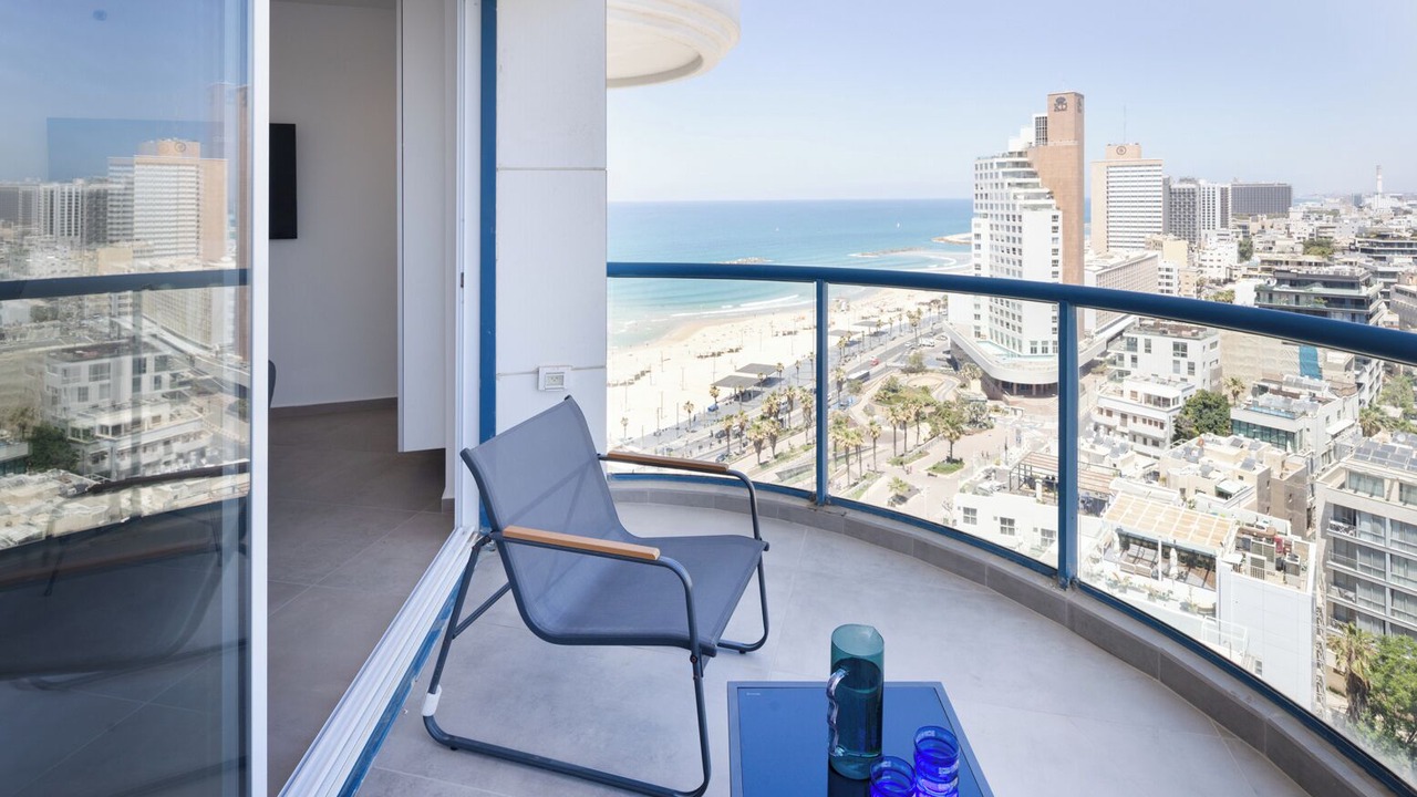 Photo of Patio Balcony in Tel Aviv Promenade