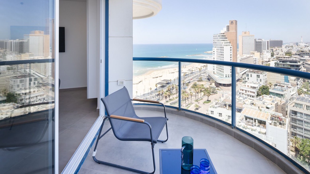 Photo of Patio Balcony in Tel Aviv Promenade