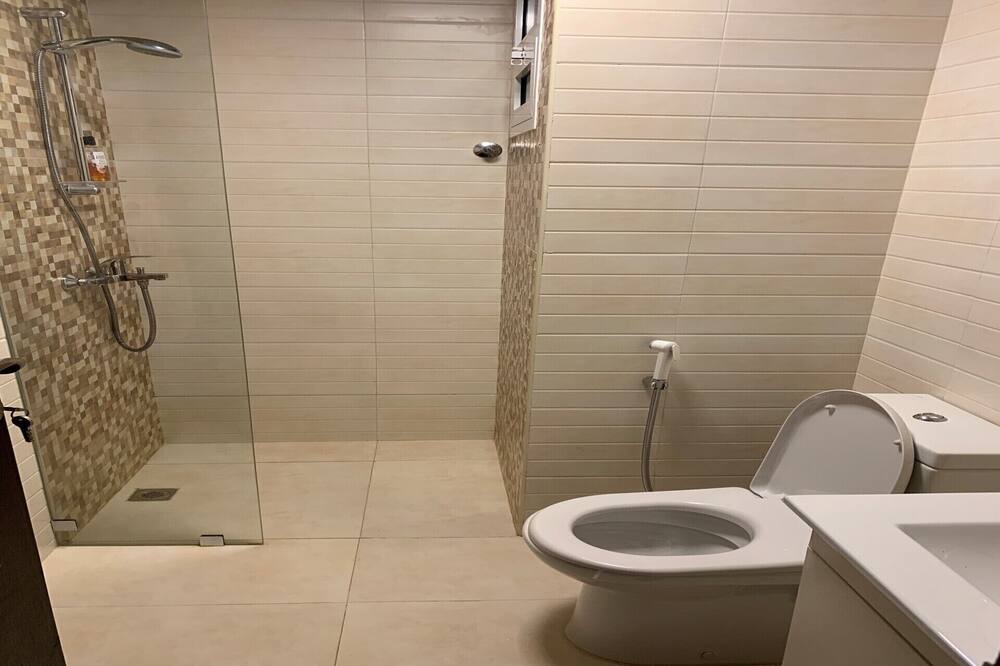 Photo of Bathroom in Qurm