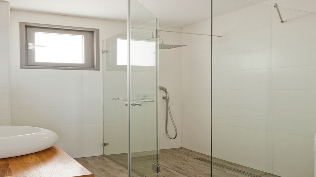 Photo of Bathroom in Bat Yam