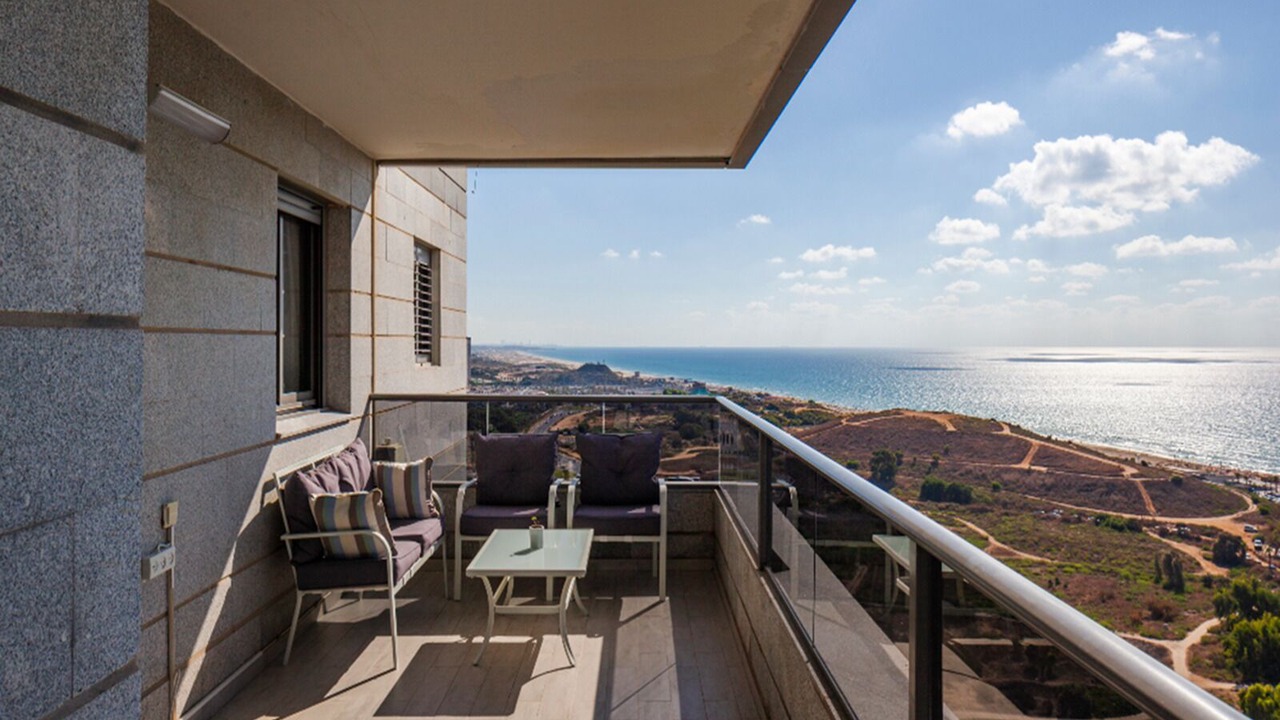 Photo of Patio Balcony in Bat Yam