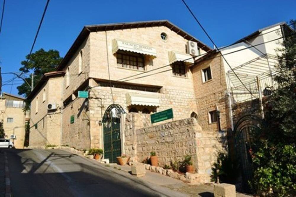 Photo of Outdoor in Artists Colony