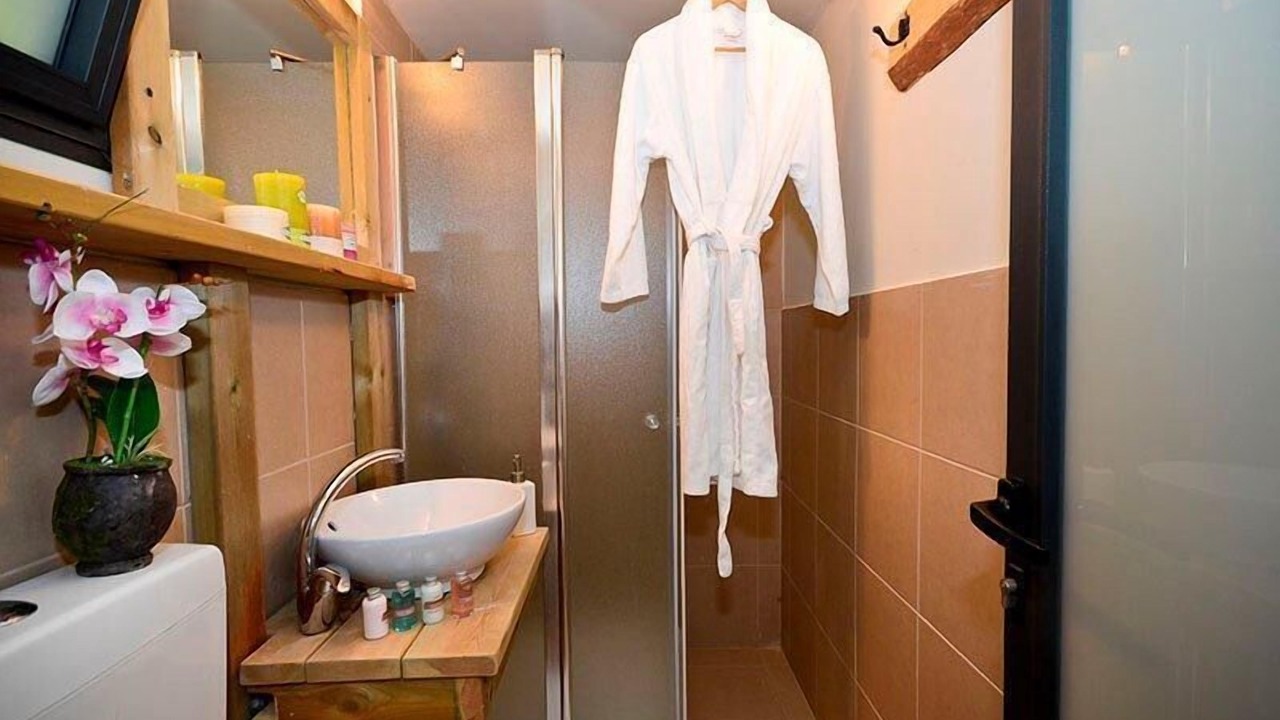 Photo of Bathroom in Kfar Yehezkel