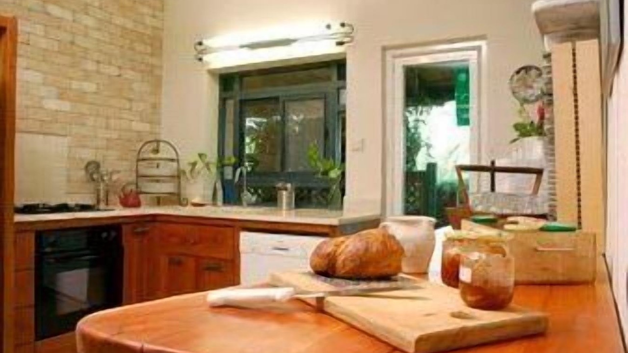 Photo of Kitchen in Kfar Yehezkel