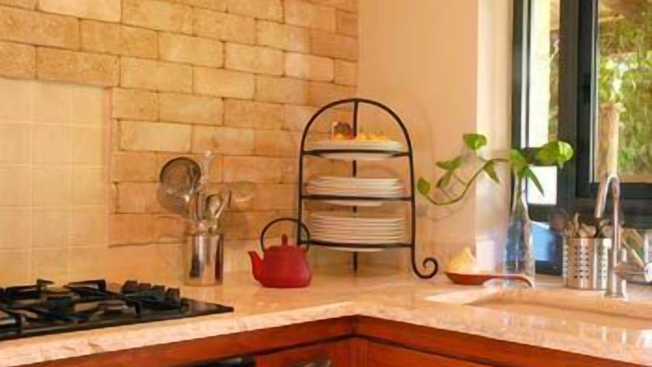 Photo of Kitchen in Kfar Yehezkel