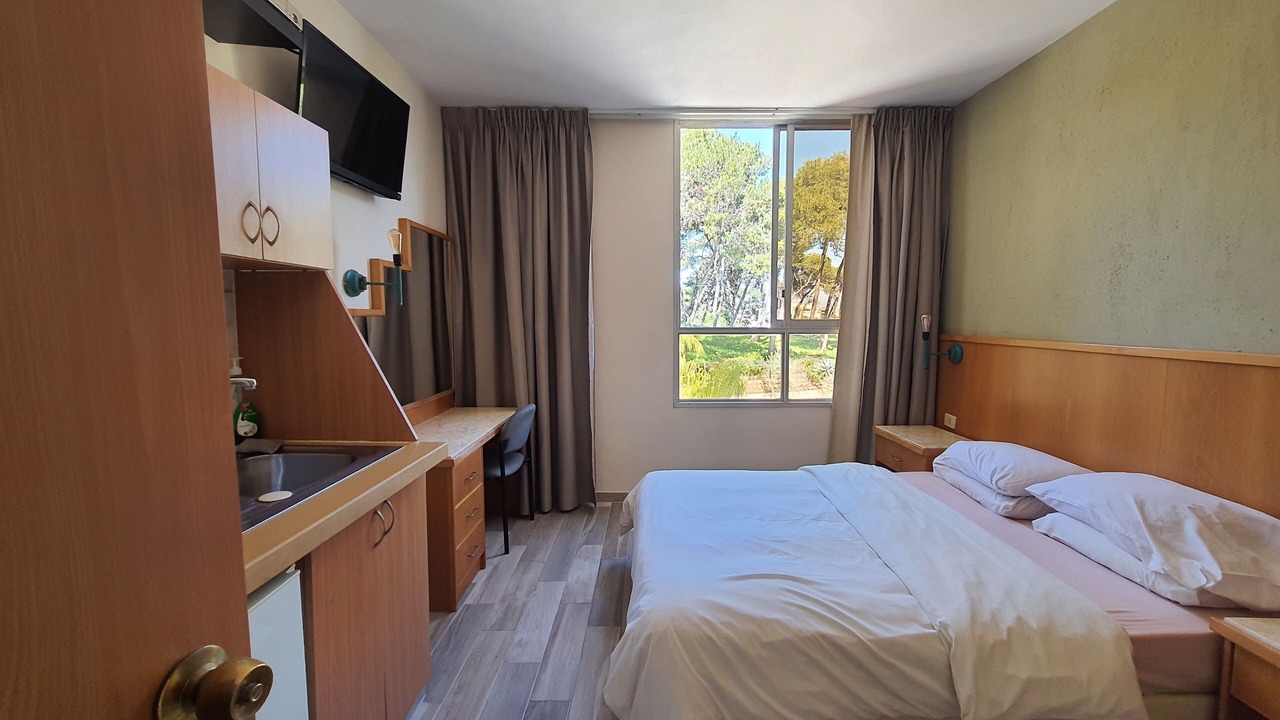 Photo of Bedroom in Haifa